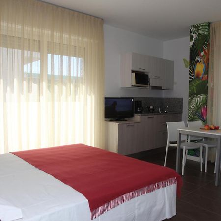 Hotel Luciana Bibione Exterior foto