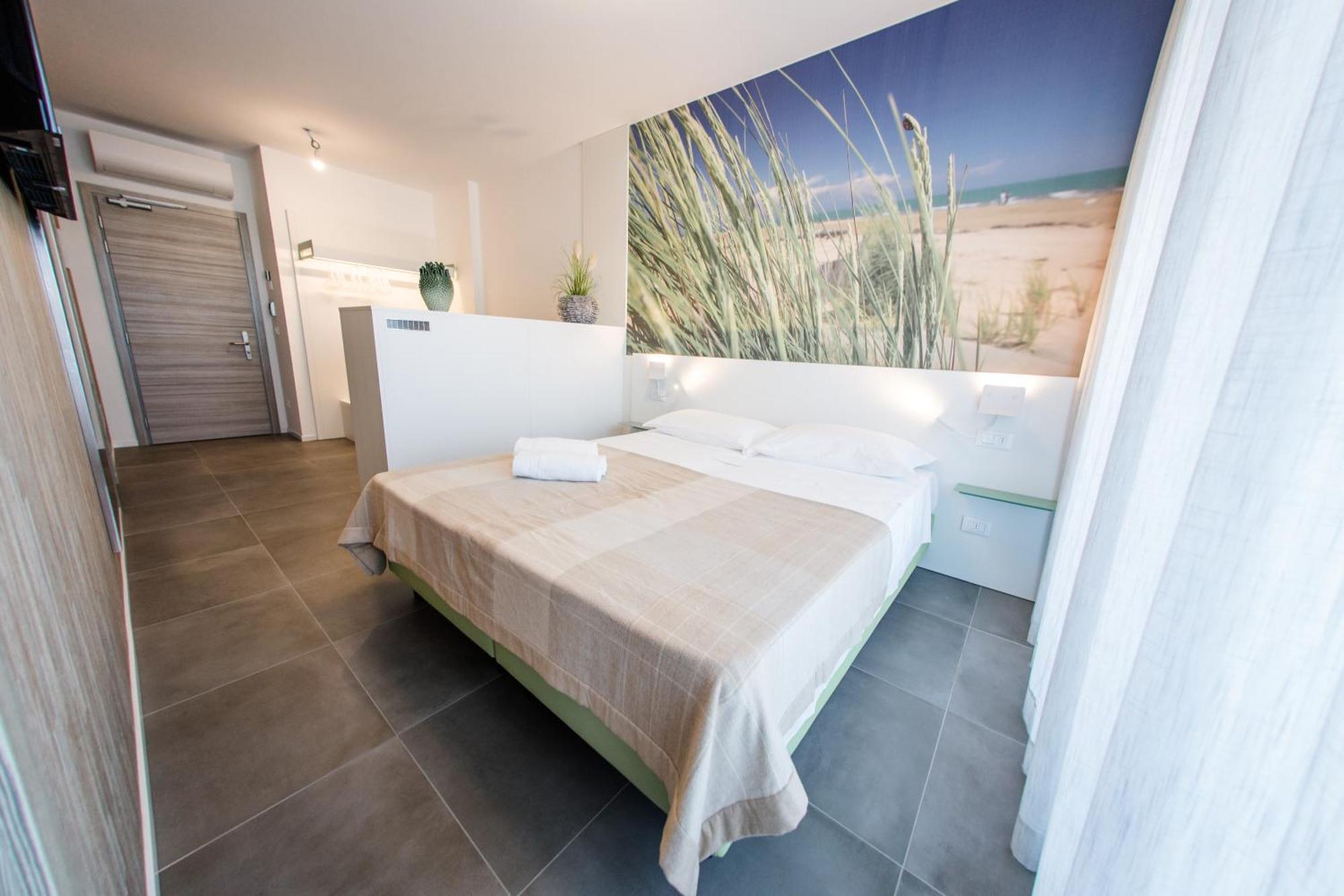 Hotel Luciana Bibione Exterior foto