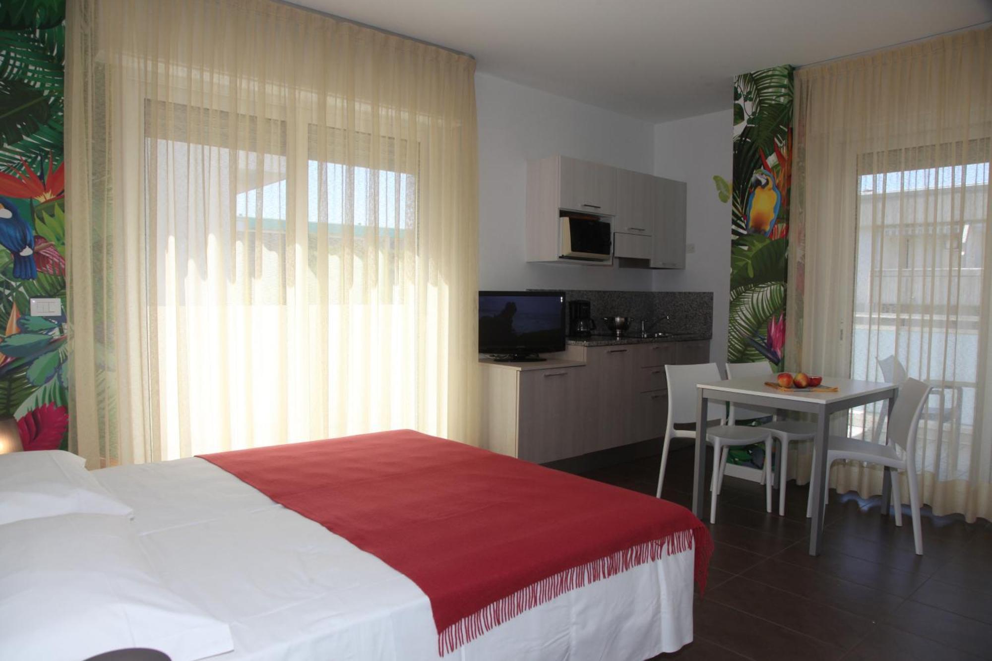 Hotel Luciana Bibione Exterior foto