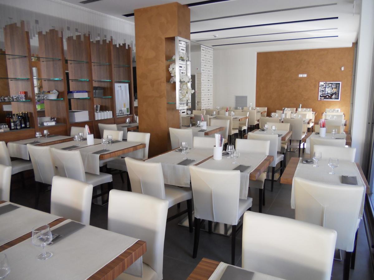 Hotel Luciana Bibione Exterior foto